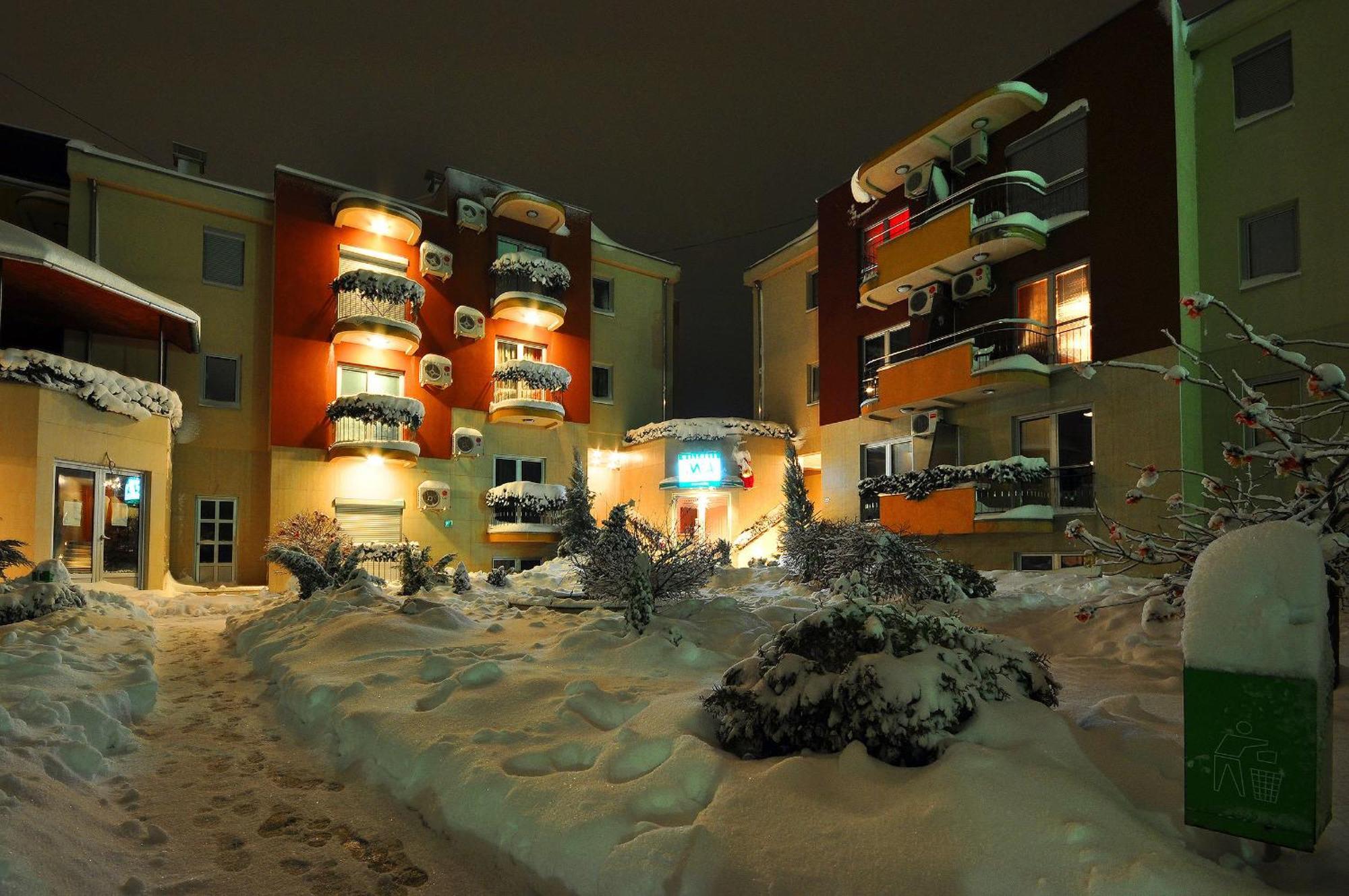 Iwa Centar Apartments & Wellness Vrnjačka Banja Εξωτερικό φωτογραφία